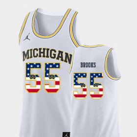 #55 Eli Brooks USA Flag Wolverines College Basketball Men White Jersey 292328-810