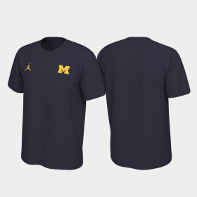 Left Chest Logo Michigan Wolverines Legend Men Navy T-Shirt 604887-223 Left Chest Logo Michigan Wolverines Legend Men Navy T-Shirt 604887-223