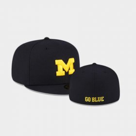 Fitted Michigan Wolverines 59FIFTY Unisex Navy Hat 938537-796