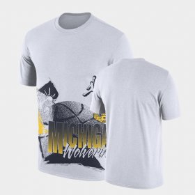 College Basketball Michigan 90s-style Men's White T-Shirt 922528-707 College Basketball Michigan 90s-style Men's White T-Shirt 922528-707
